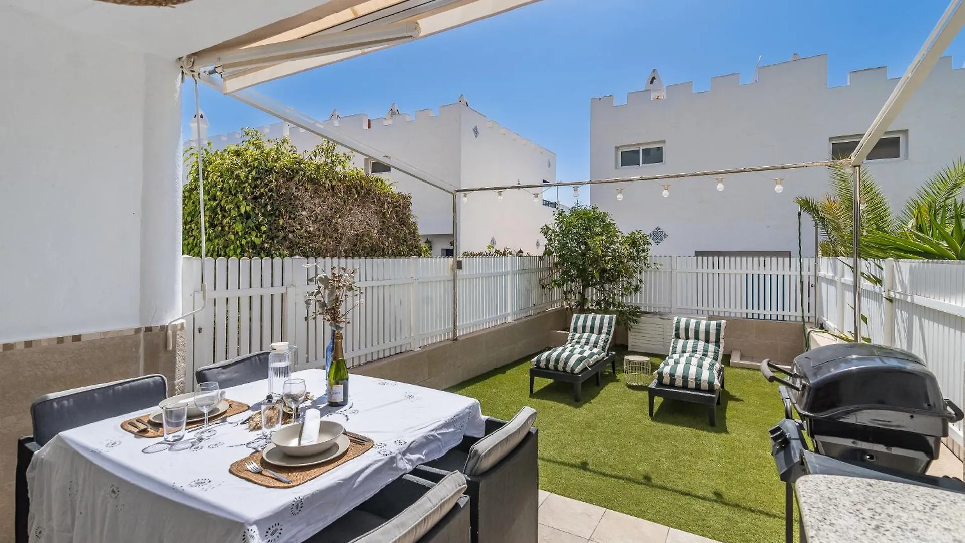 アパート Home2Book Pool & Terrace Comfort In Maspalomas スペイン